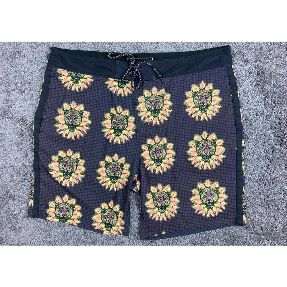Vintage Y2K Lost Enterprises Board Shorts Swim Trunks Men’s 38 Leopard Graphic